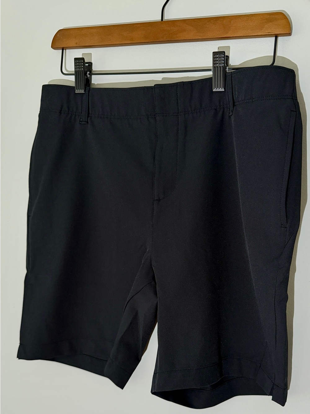 NWT Under Armour Storm Golf Shorts Women’s 10 Black 7”